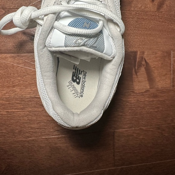 New Balance Gray Shoe Box - Picture 8 of 10